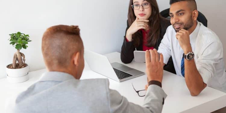 o que falar numa entrevista de emprego