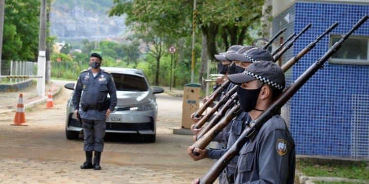 Concurso PM ES está encerrando as inscrições! Imagem: PM ES