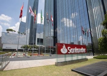 Santander Está Contratando: 275 Vagas de Emprego em Diversas Áreas