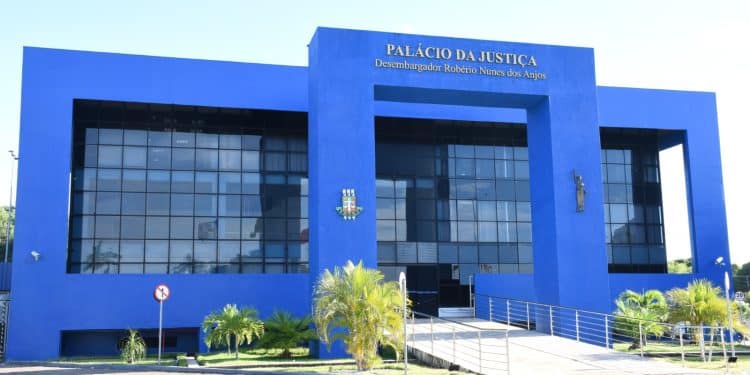 Concurso TJ RR tem vagas para nível médio; Imagem: TJ RR