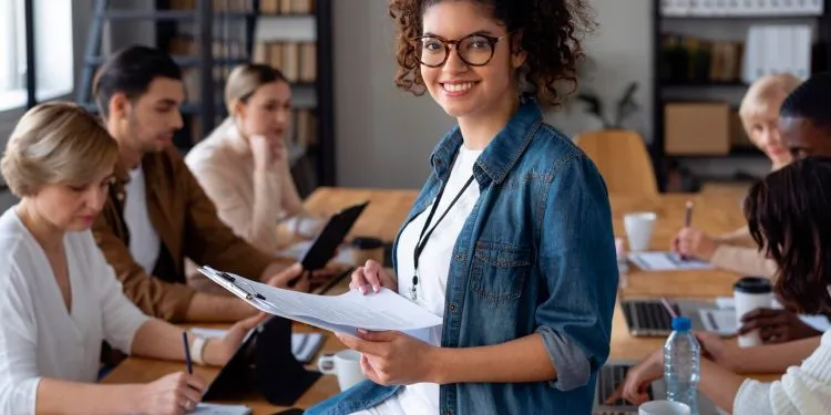 As vantagens de investir no crescimento profissional das gerações que apostam na fidelidade ao emprego!