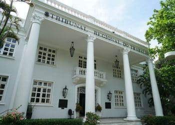 Concurso TRT CE encerram as inscrições hoje! Imagem: Facebook TRT CE