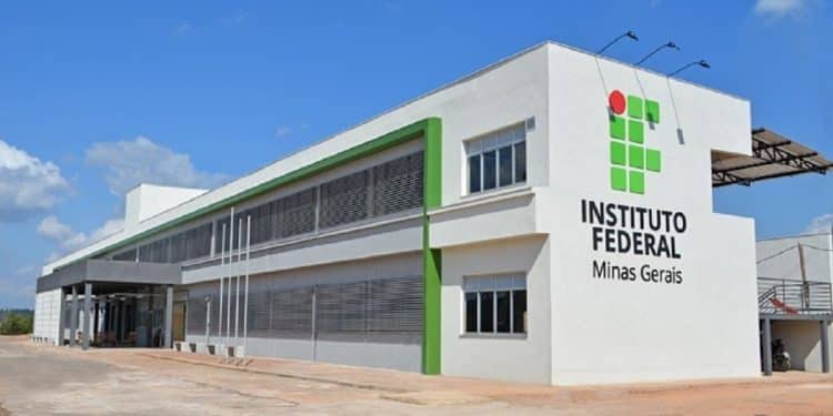 IF Lança Novo Processo Seletivo para Professores: Ganhe R$ 6 Mil e Vale-Alimentação de R$ 1.000!