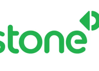 Stone oferece salário de R$ 7 mil em processo seletivo: não perca essa oportunidade!