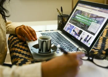 A Feira Virtual de Emprego, Estágio e Trainee Tem 3 Mil Vagas disponíveis. Imagem: Agência Brasil.