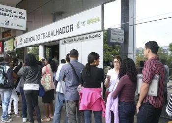 São 732 Oportunidades de Emprego em Diversos Setores. Imagem: Agência Brasil.