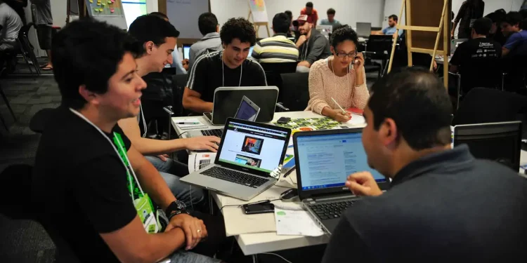 Oportunidade de Trainee em multinacional: Detalhes do Novo Processo Seletivo 1 A Saint-Gobain, Renomada Multinacional Especializada Em Materiais de Construção e Soluções Para a Construção Sustentável. Imagem Agência Brasil.