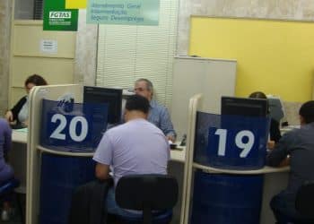 Variedade de vagas para diferentes perfis profissionais. Imagem: FGTAS