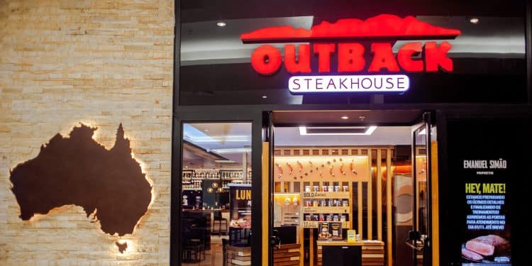 Qualificações gerais esperadas e diferenciais para cada função. Imagem: Outback Steakhouse