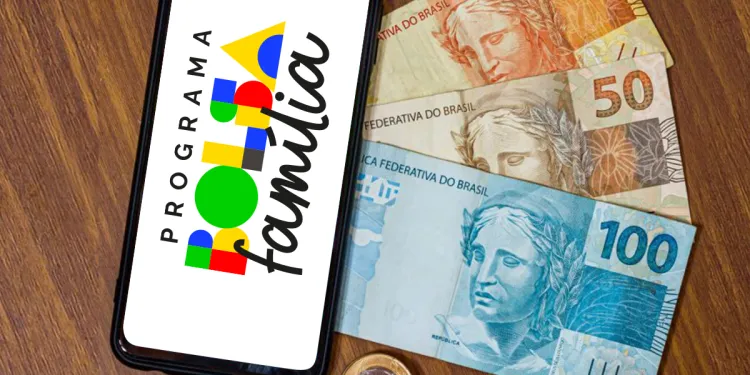 Veja quem tem direito à antecipação do Bolsa Família em novembro! Imagem: BRA123