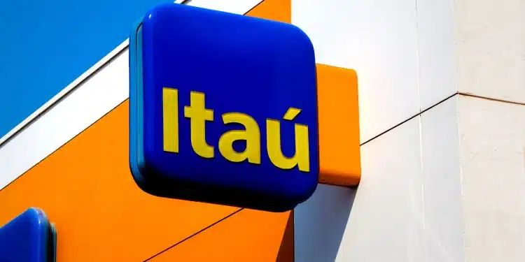 Itaú oferece oportunidade de emprego Home Office: Saiba como se candidatar 1 Itaú oferece vagas de emprego Home Office- Imagem: Getty Images