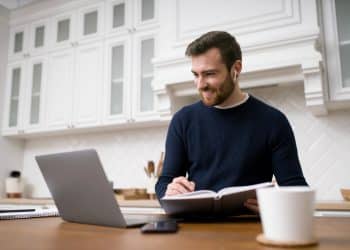 Atento Brasil abre vagas home office