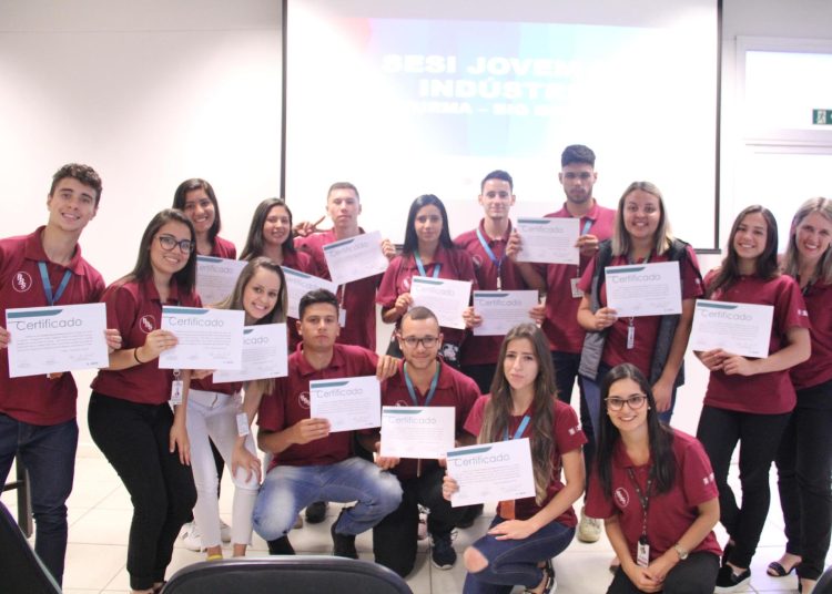 Ganhe experiência no mercado de trabalho. Imagem: Sesi PR