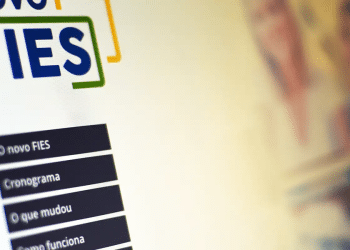 Para se inscrever no FIES Social, é fundamental ter em mãos uma série de documentos. Imagem: Agência Brasil