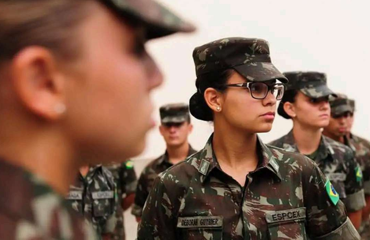 Saiba como se inscrever no Alistamento militar voluntário feminino / Imagem: Agência Brasil