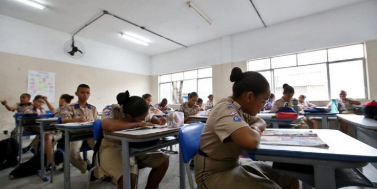 Serão sorteadas 3.141 vagas para as 16 unidades do CPM na Bahia, sendo 2.472 vagas destinadas ao ensino fundamental, 619 ao ensino médio e 50 vagas para a educação infantil. Imagem: Servidores RH BA