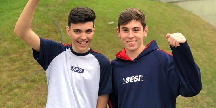 Oportunidade Imperdível!! Jovens e adultos que desejam concluir o Ensino Médio e, ao mesmo tempo, obter qualificação profissional, essa é à sua chance!! / Imagem: Sesi ES