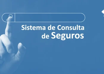 Sistema de consulta de seguros da SUSEP, com mão interagindo na interface de busca.
