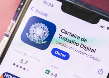 Ícone do aplicativo Carteira de Trabalho Digital disponível na loja de aplicativos, com o selo do Governo Federal.