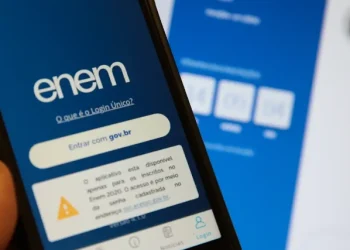 Tela de celular mostrando a página de login do Enem 2025, com foco na inscrição pelo gov.br.