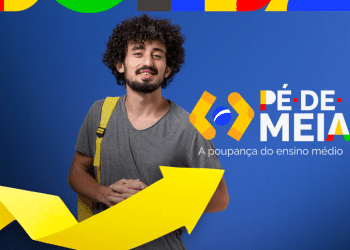 Estudante com mochila nas costas e logo do programa Pé-de-Meia, referente ao calendário atualizado de pagamentos.