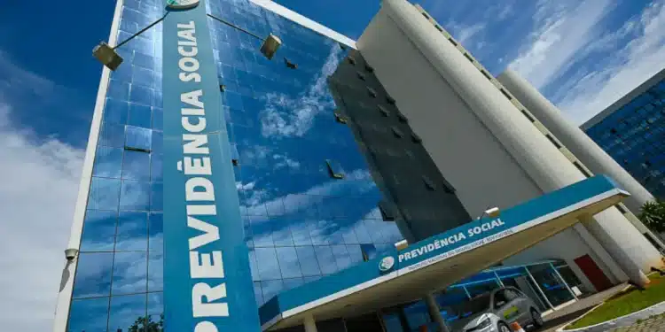 Fachada do prédio da Previdência Social, símbolo do INSS no Brasil.