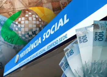 Fachada do INSS com montagem de cédulas de reais ao fundo