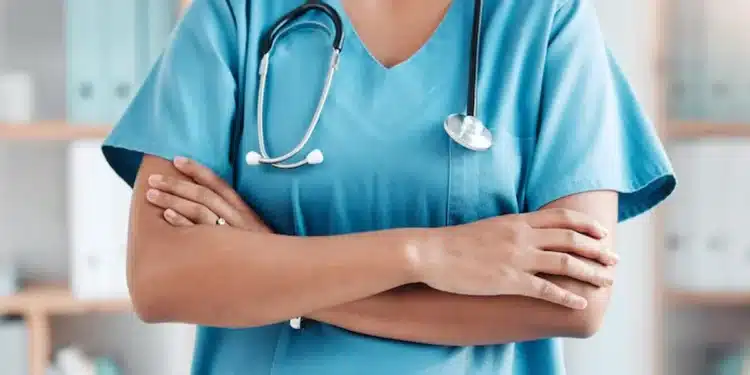 Imagem destacada Novo concurso com vagas de Enfermagem: inscrições, salários e dicas de estudo