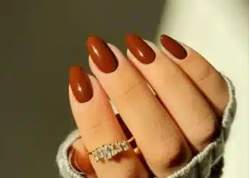 Imagem destacada cores de unhas para dominar o inverno com estilo