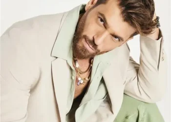 Imagem destacada segredos de Can Yaman: do escritório de advocacia às telas internacionais