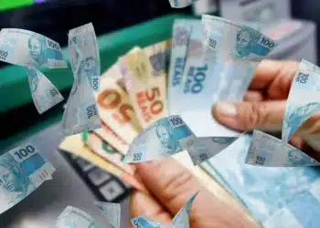 Imagem destacada Saque do FGTS por calamidade: como liberar até R$ em