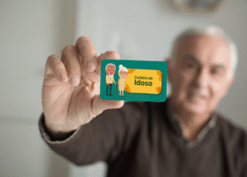 Imagem destacada Transporte público grátis para +: passo a passo da Carteira do Idoso digital