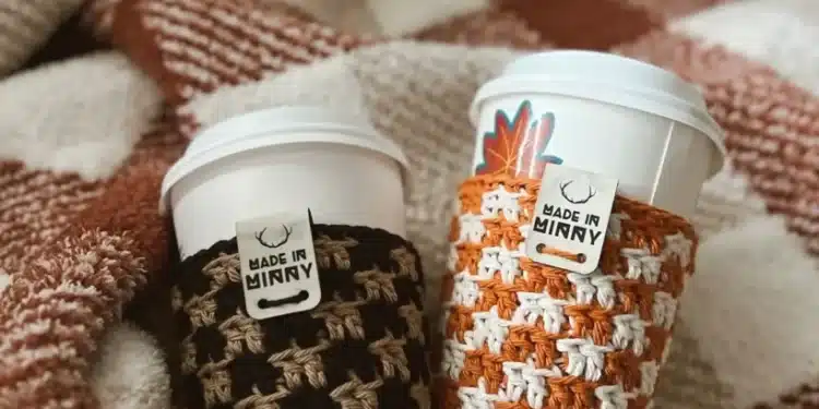 Imagem destacada Capas de crochê para copos: guia completo para criar, personalizar e vender