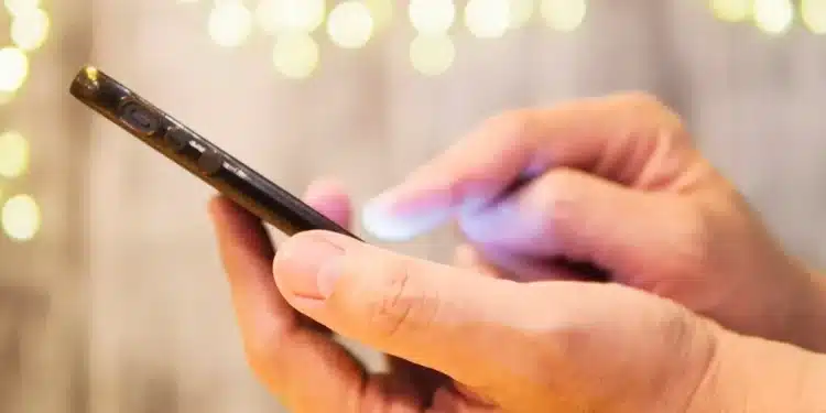 Alerta direto no celular: novo sistema do governo dispensa internet e salva vidas 1 Imagem destacada Alerta direto no celular: novo sistema do governo dispensa internet e salva vidas