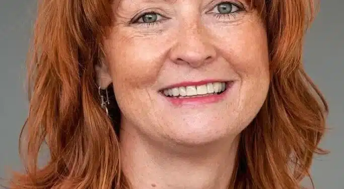 Cabelos ruivos depois dos 50: escolha o tom perfeito e brilhe em 2025 1 Imagem destacada Cabelos ruivos depois dos : escolha o tom perfeito e brilhe em