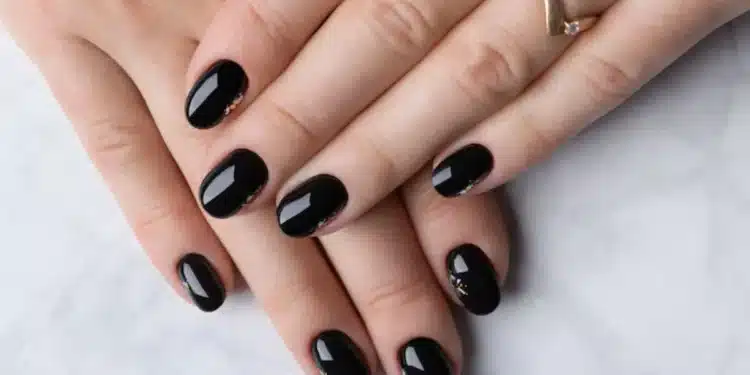 Imagem destacada Guia Definitivo das Cores de Esmalte para : do Nude Clássico ao Metalizado Futurista