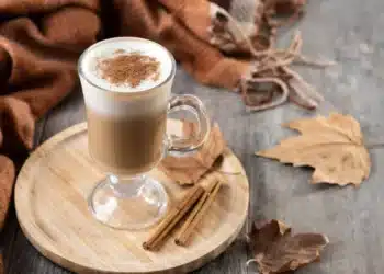 Imagem destacada Café cremoso com canela: aprenda a receita que dura meses e deixa qualquer manhã mais gostosa