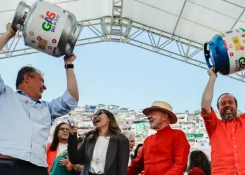 Imagem destacada Gás do Povo: o programa brasileiro que virou referência mundial em energia acessível