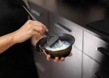 Imagem destacada Grisalho iluminado: guia completo para adotar fios prateados cheios de luz nesta primavera