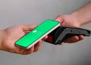 Imagem destacada Pix parcelado: entenda o recurso que permite dividir o pagamento instantâneo