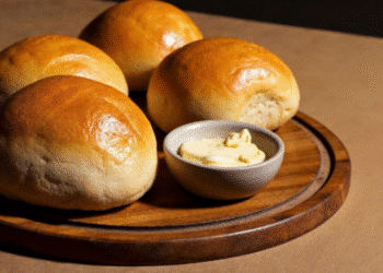 Imagem destacada Pão de Batata Econômico: Receita de Padaria que Serve Pães Gastando Só R$