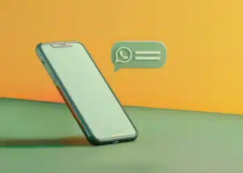 Imagem destacada WhatsApp ganha leitor automático: adeus texto longo, olá praticidade!