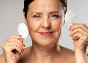 Imagem destacada Pele aos +: sinais de mudança e como cuidar bem dela