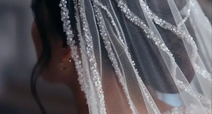 Os acessórios de noiva 2025 que conquistaram as passarelas e o altar 1 Imagem destacada Os acessórios de noiva que conquistaram as passarelas e o altar