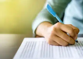 Paraíba aprova isenção de taxa de concurso público para vítimas de violência doméstica