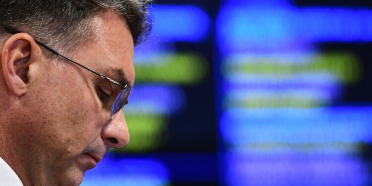 Pesquisa Genial/Quaest de maio: aprovação de Lula sobe e denúncias afetam oposição