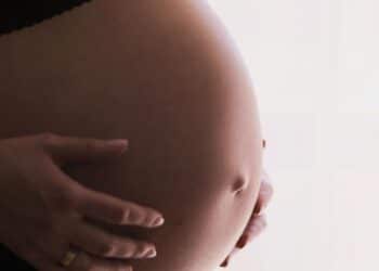 Violência Obstétrica no Brasil: Dados, Impactos e Caminhos para a Denúncia