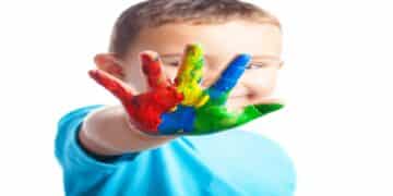 CCJ aprova projeto que proíbe discriminação contra pessoas com autismo