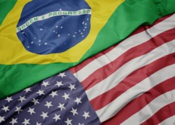 Tarifa de 25% entra em vigor em julho: impacto imediato nas exportações brasileiras, café e carne fora