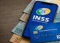 27 de julho, finais 1 a 5 do cartão: INSS paga benefício na segunda-feira para quem recebe primeiro